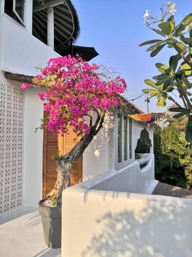 Lory'S Home Bangkok Esterno foto